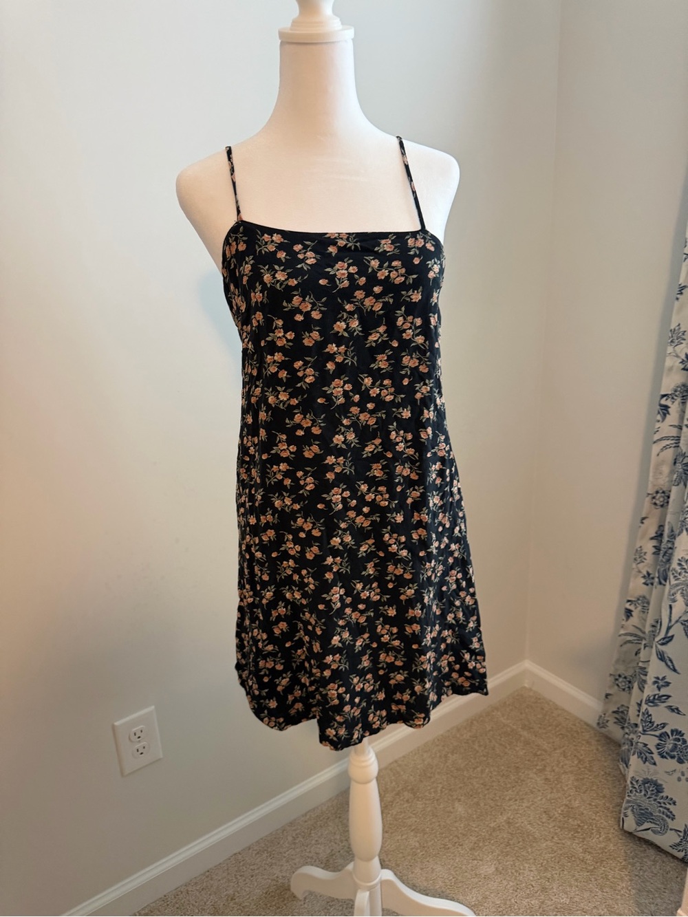American Eagle Outfitters Black Floral Slip Dress